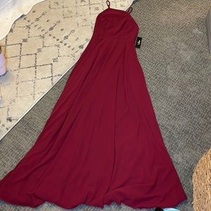 XS burgundy/maroon maxi flowy LULUS gown/dress. NWT. Never worn